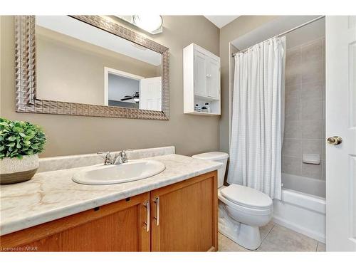 399 Hobbs Crescent, Milton, ON - Indoor Photo Showing Bathroom