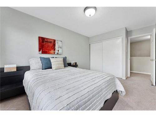 399 Hobbs Crescent, Milton, ON - Indoor Photo Showing Bedroom