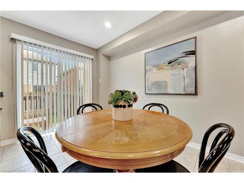 399 Hobbs Crescent, Milton, ON - Indoor Photo Showing Dining Room