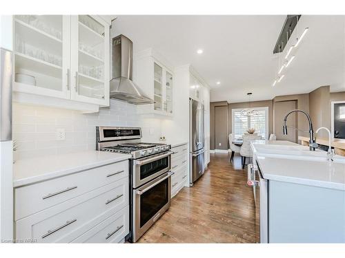 57 Halliday Drive Drive, Tavistock, ON - Indoor Photo Showing Kitchen With Upgraded Kitchen