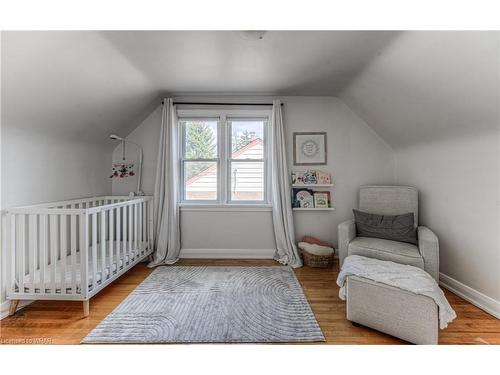35 Pattandon Avenue, Kitchener, ON - Indoor Photo Showing Bedroom