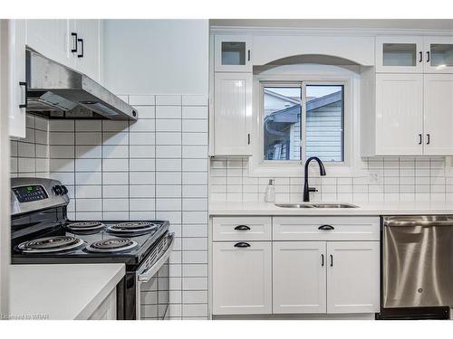 205 St Jerome Crescent, Kitchener, ON - Indoor Photo Showing Kitchen With Double Sink
