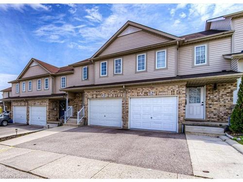 218 Red Clover Court, Kitchener, ON - Outdoor With Facade