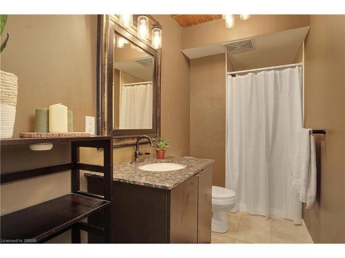 102-85 Spruce Street, Cambridge, ON - Indoor Photo Showing Bathroom