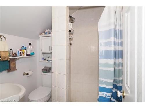 1377 King Street N, St. Jacobs, ON - Indoor Photo Showing Bathroom