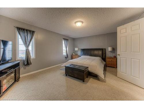 3-10 Fallowfield Drive, Kitchener, ON - Indoor Photo Showing Bedroom