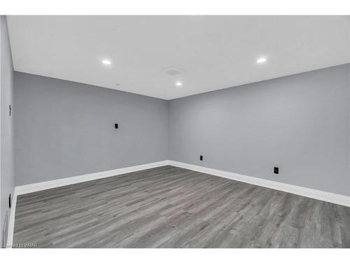 24 Gaw Crescent, Guelph, ON - Indoor Photo Showing Other Room