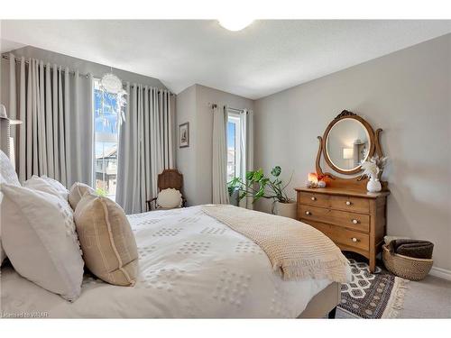251 Cranbrook Street, Kitchener, ON - Indoor Photo Showing Bedroom