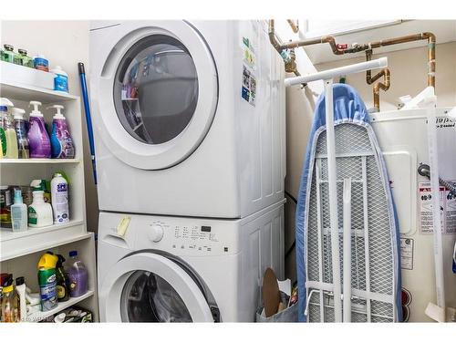 203-190 Hespeler Road, Cambridge, ON - Indoor Photo Showing Laundry Room