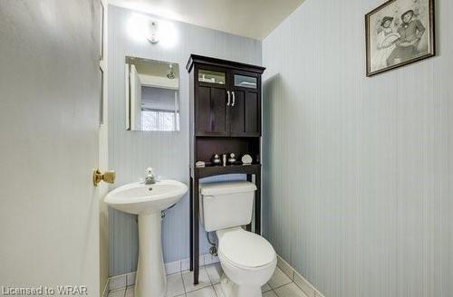 205-24 Midland Drive, Kitchener, ON - Indoor Photo Showing Bathroom