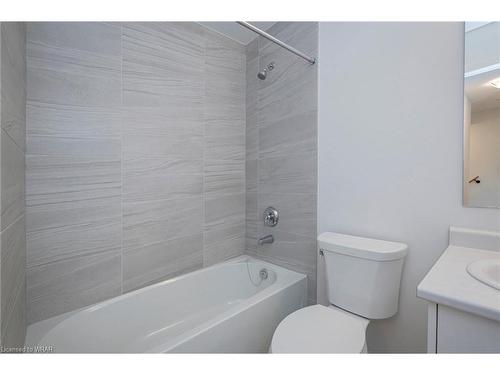 E13-20 Palace Street, Kitchener, ON - Indoor Photo Showing Bathroom