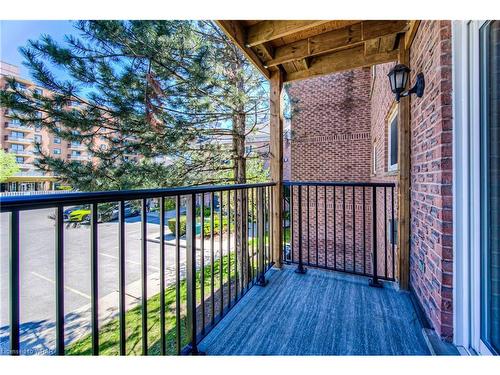 40-3085 Kingsway Drive, Kitchener, ON - Outdoor With Balcony With Exterior