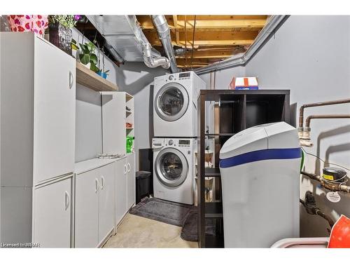 167 Pine Martin Crescent, Kitchener, ON - Indoor Photo Showing Laundry Room