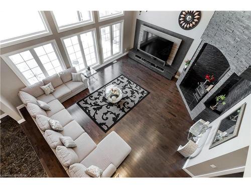 1548 Roseville Road, Roseville, ON - Indoor Photo Showing Living Room