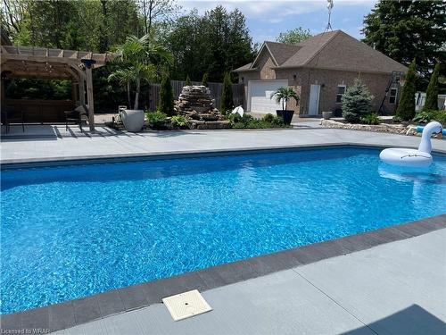 1548 Roseville Road, Roseville, ON - Outdoor With In Ground Pool With Backyard