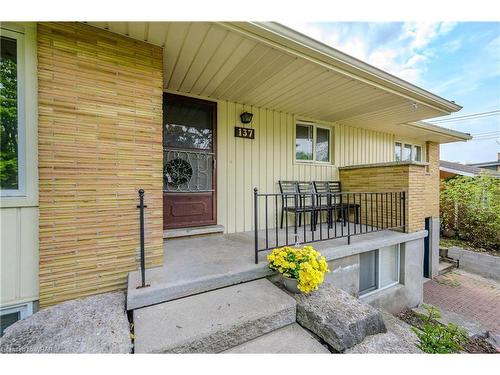 137 Wedgewood Drive, Kitchener, ON - Outdoor With Deck Patio Veranda With Exterior