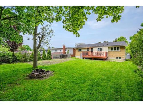 137 Wedgewood Drive, Kitchener, ON - Outdoor With Deck Patio Veranda With Backyard With Exterior