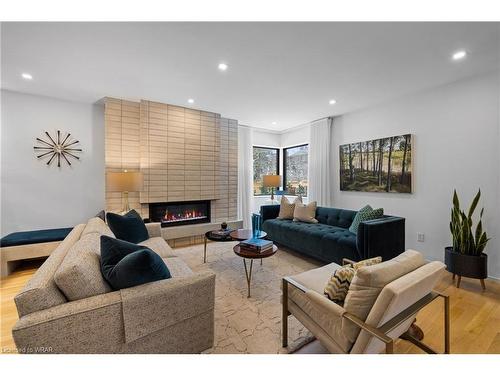 66 Metcalfe Street, Guelph, ON - Indoor Photo Showing Living Room With Fireplace