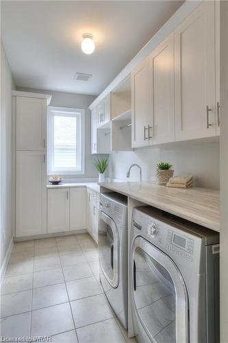 56 Compass Trail, Cambridge, ON - Indoor Photo Showing Laundry Room