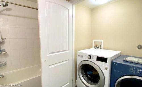 3F-1460 Highland Road W, Kitchener, ON - Indoor Photo Showing Laundry Room