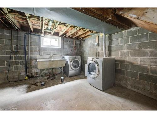 103 Glassco Avenue N, Hamilton, ON - Indoor Photo Showing Laundry Room