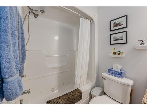 23 Churchill Street, Waterloo, ON - Indoor Photo Showing Bathroom