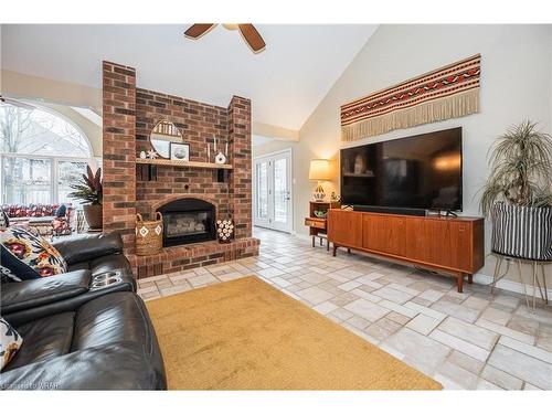 595 Leighland Drive, Waterloo, ON - Indoor Photo Showing Living Room With Fireplace