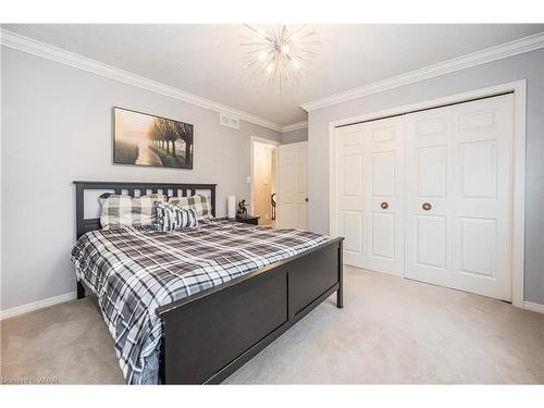 595 Leighland Drive, Waterloo, ON - Indoor Photo Showing Bedroom