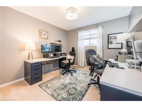 595 Leighland Drive, Waterloo, ON - Indoor Photo Showing Office