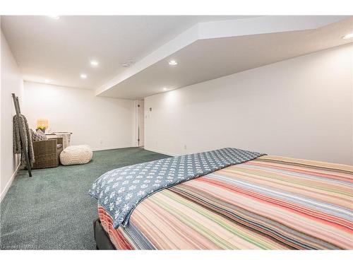 595 Leighland Drive, Waterloo, ON - Indoor Photo Showing Bedroom