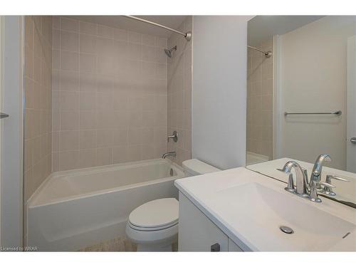 504-155 Caroline Street S, Waterloo, ON - Indoor Photo Showing Bathroom