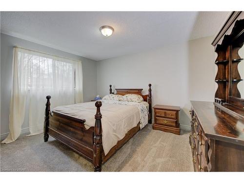53 Belcourt Crescent, Guelph, ON - Indoor Photo Showing Bedroom