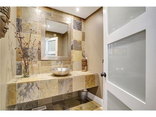 36 Hillcrest Lane, Kitchener, ON - Indoor Photo Showing Bathroom