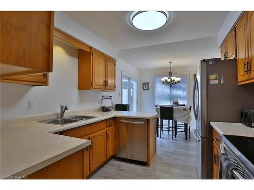 75 Stonehenge Place, Kitchener, ON - Indoor Photo Showing Kitchen With Double Sink