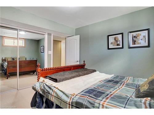 102 Tait Street, Cambridge, ON - Indoor Photo Showing Bedroom