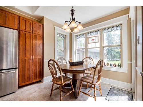 1935 Sawmill Road N, Conestogo, ON - Indoor Photo Showing Dining Room