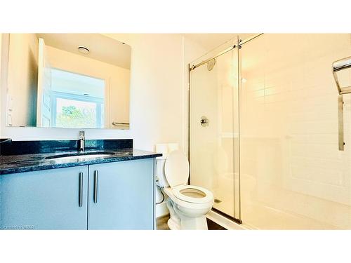 414-107 Roger Street, Waterloo, ON - Indoor Photo Showing Bathroom