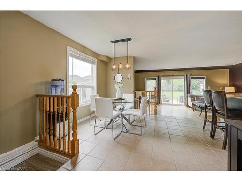646 Mortimer Drive, Cambridge, ON - Indoor Photo Showing Dining Room
