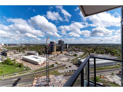 1806-15 Wellington Street, Kitchener, ON - Outdoor With View