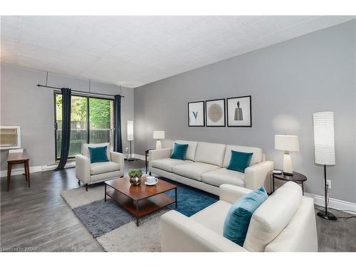 105-29 West Avenue, Kitchener, ON - Indoor Photo Showing Living Room