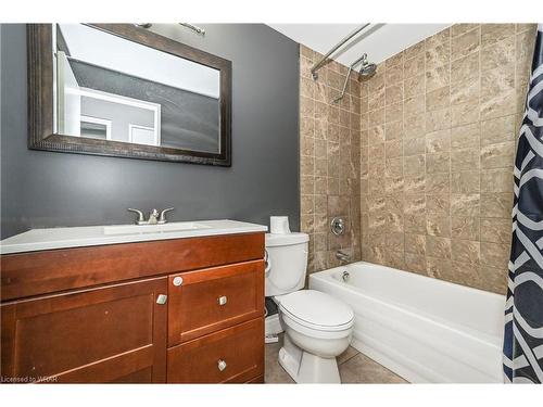 105-29 West Avenue, Kitchener, ON - Indoor Photo Showing Bathroom