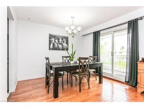 124 Dalegrove Drive, Kitchener, ON - Indoor Photo Showing Dining Room