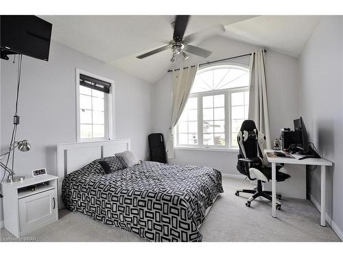 55 Henwood Drive, Cambridge, ON - Indoor Photo Showing Bedroom