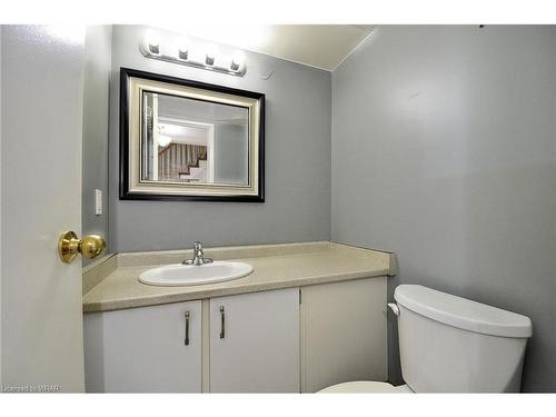207-10 Cooper Street, Cambridge, ON - Indoor Photo Showing Bathroom