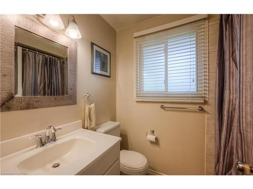 44 Ralgreen Crescent, Kitchener, ON - Indoor Photo Showing Bathroom