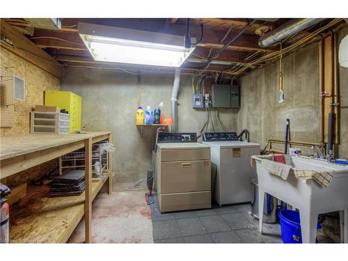 44 Ralgreen Crescent, Kitchener, ON - Indoor Photo Showing Laundry Room