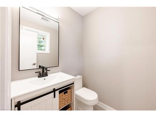 19 Orange Street, Orangeville, ON - Indoor Photo Showing Bathroom