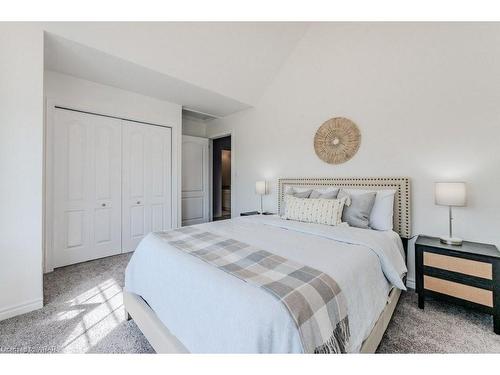 145 Hawkswood Drive, Kitchener, ON - Indoor Photo Showing Bedroom