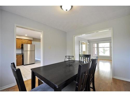 36 Southview Crescent, Cambridge, ON - Indoor Photo Showing Dining Room