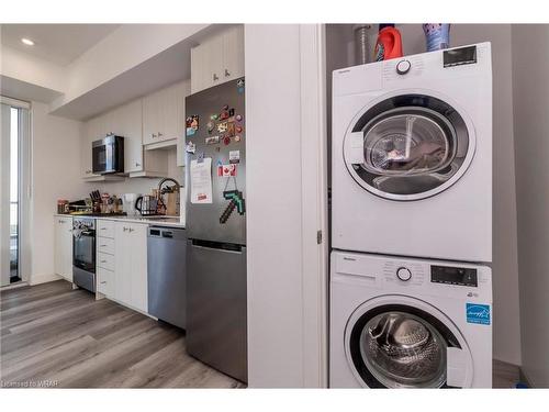 809-5 Wellington Street, Kitchener, ON - Indoor Photo Showing Laundry Room